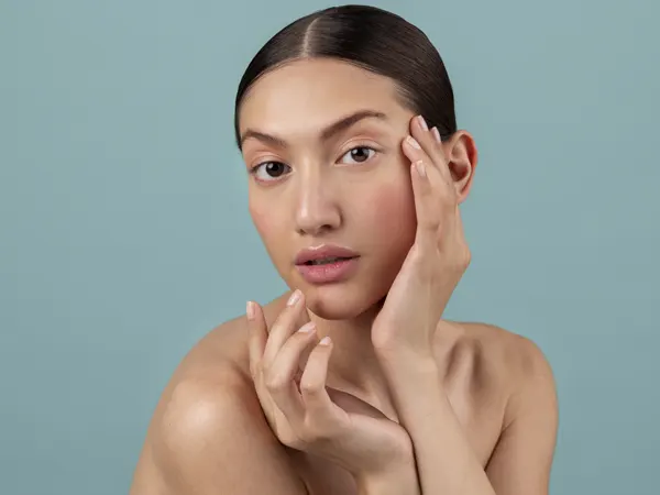 Skin Care in Your 40s and 50s: A Practical Guide for Changing Skin